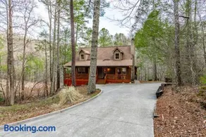 Nestled Inn - Image 3