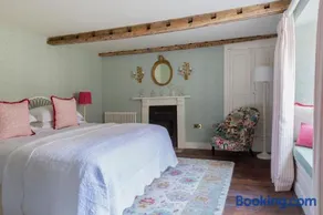 Number One Bruton - Image 3