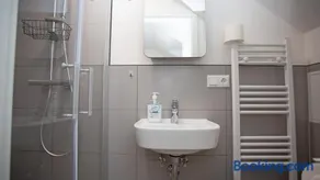 Cesar Apartments - Image 3