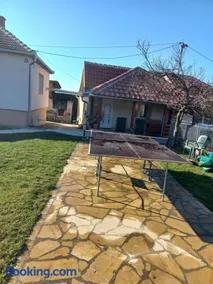 Kuća u selu sa bilijar salom za aktivan odmor - Image 5