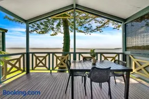 Two Shores Holiday Village - Image 2