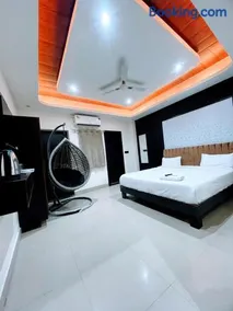 North Eye Hotel - Image 2