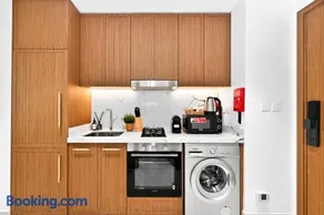 Azizi Riviera Gateway - Highest Floor Superior Apartment - Image 5