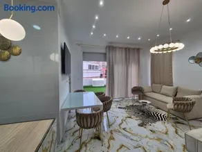 Downtown Apartments - Image 1