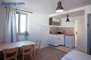 Haus99 Budget Pension & Apartments - Image 3