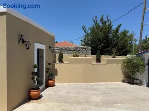Monolithos House - Image 1