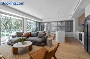 Family-Friendly 3BR - Steps from the Beach - Image 1