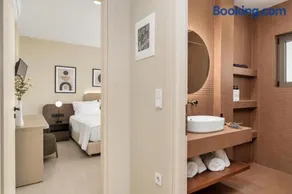 Palm View Suites - Image 5
