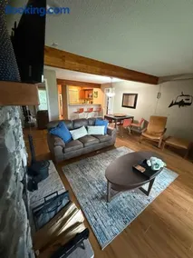Spacious Condo with Pool Pass! - Image 2