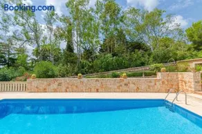 Villa avec terrasse, internet haut débit et jardin | Vue montagne | Parfaite pour le travail à distance - Image 4