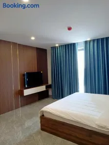 VMona Hotel - Image 1