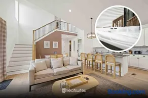 3-story home for 12 Near Ark with Hot Tub & Parking! - Image 1