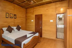 HolidayZ by Stayz Royale in Yercaud - Misty Woody Stay - Image 2