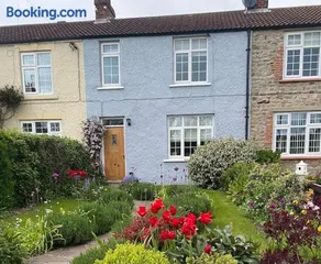 Beautiful stone cottage in peaceful village - Image 3