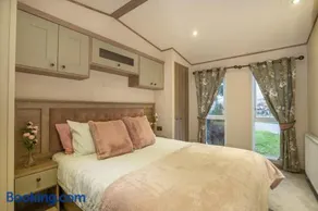 The Kingsbarns Luxe Lodge at Seton Sands - Pool - Beach Access - Starlink - Sleeps 6 - Image 2
