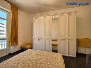 Tania House, Metro Italia 61 - Image 3