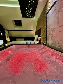 L'Intemporel Éclipse Suite Spa Privatif - Image 4