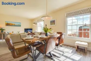 4 Bed in Cromer oc-2117 - Image 4