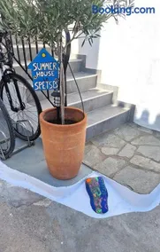 Summer house in Spetses - Image 2