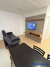 Apartamento Completo na Melhor Localização - Image 2
