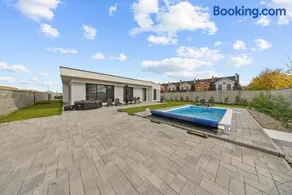 Klimatizovaný Apartmánový dom s vyhrievaným bazénom, 10B - Image 3