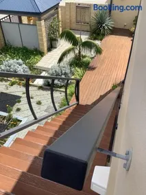 Seaview Apartment - Image 5