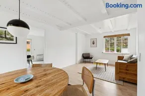 Lovely Holiday Flat Close To The Beach - Image 3