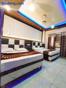 Hotel Stay Revoli - Just Half k.m From Golden Temple - Image 2