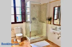 Apartamentos Hostalets - Image 5