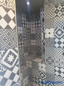 Belle VILLA sur PESSAC , 6 chambres avec piscine, hammam et sauna - Image 2
