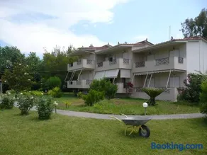 Elia Apartments - Image 2