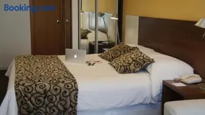 Palm Beach Plaza Hotel - Image 5