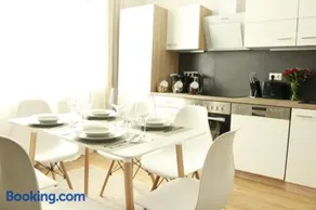 AM City Apartment 24h Self-Check-In, Free Parking, U-Bahn 350m, Netflix - Image 2