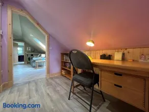 Endeavour Guest House - Image 1