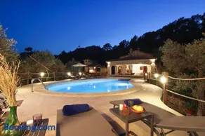 Rustic house recently renovated villa with views to the Pollensa mountains by Renthousing - Image 2