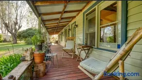 Whispering Willows | Absolute Waterfront Escape - Image 1