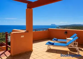 2086-Amazing penthouse with sea view solarium - Image 1