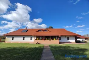 Győri Lovastanya Cserkeszőlő - Image 1