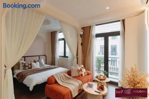 High-sericed 1BR Apartment, closely to Parking ares, Seasalt Ocean, Freshwater Ocean of Hanoi city in Vinhomes Ocean Park - Image 3