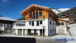 Apartamento apropiado para familias con jardín y terraza | Vistas al jardín - Image 1