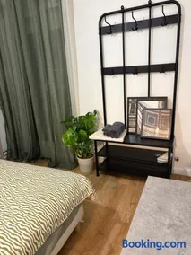 Chambre privée dans un appartement partagé - Image 1