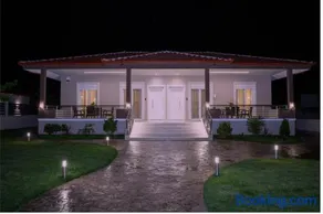 Pella Luxury Archonta - Image 1
