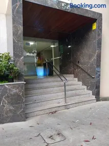 950 metros da UFV apartamento e ao lado da prefeitura - Image 4