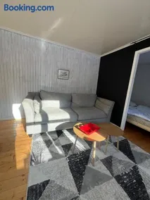 Mysig Stuga - Image 3