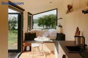 Raus Tiny House am See mit Sauna und Whirlpool - Image 1