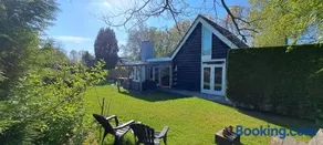 Vakantiehuis met sauna, omheinde tuin & nabij strand VP087 - Image 2