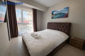 Veloria Aparthotel 1#Otopeni #Airport #Therme #Bucharest - Image 2