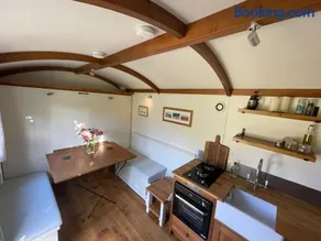 Dartmoor Secluded Shepherds Hut at The Shrubbery, River Walkham, Horrabridge, Yelverton - Image 5
