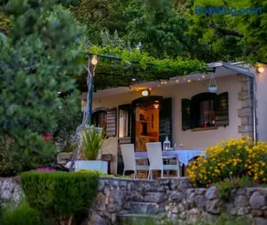 Holiday Home Oaza With Jacuzzi & Free Beach Parking - Image 1