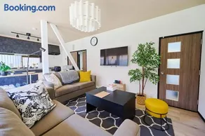 IZUMI House - Image 3